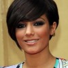 Short hairstyle for round face women