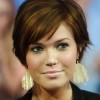 Short hairstyles for round face