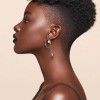 Rövid hajvágás fekete nők számára 2022